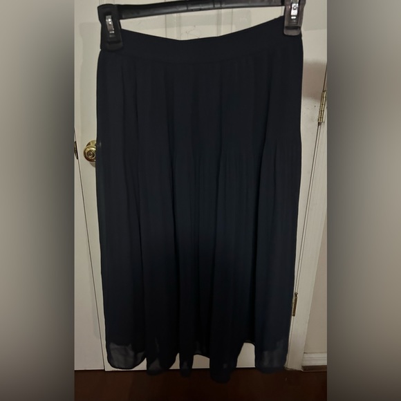 H&M Pleated Skirt Blue - Picture 1 of 2